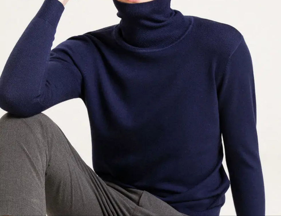 Cashmere turtleneck sweater 